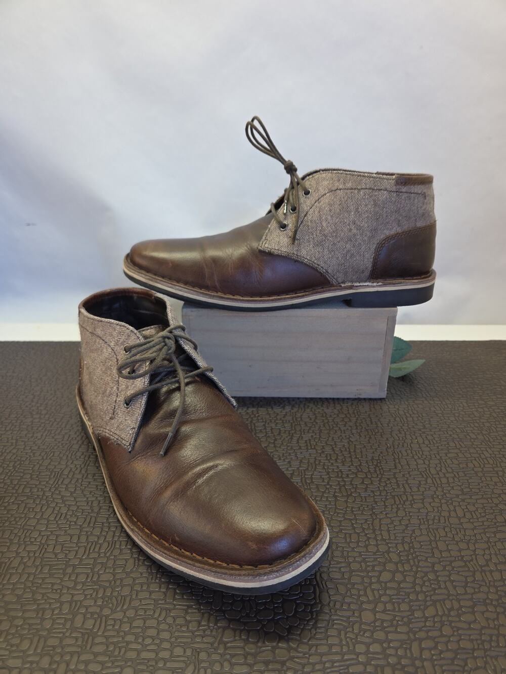 Steve Madden Hanken Mens Size 11 Brown Leather Ankle Tie Boots